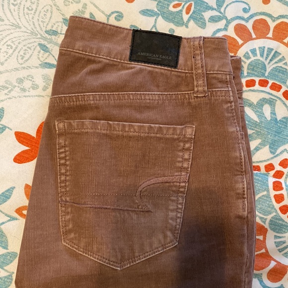 Textured American eagle jeans-high rise jegging- size 2 - Picture 2 of 4